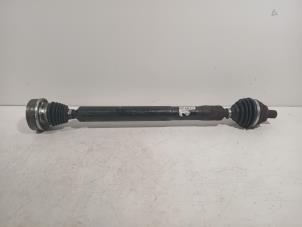 Gebruikte Cardanas rechts-voor (VWA) Volkswagen Touran Prijs € 20,00 Margeregeling aangeboden door Van der Ven Autorecycling B.V.