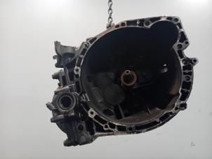 Gebruikte Versnellingsbak Peugeot Expert Prijs € 425,00 Margeregeling aangeboden door Van der Ven Autorecycling B.V.