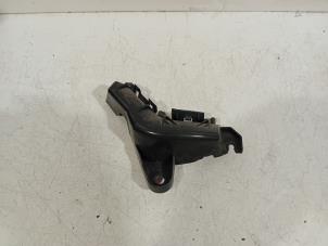 Gebruikte Bumpersteun rechts-achter Toyota Yaris Prijs € 15,00 Margeregeling aangeboden door Van der Ven Autorecycling B.V.