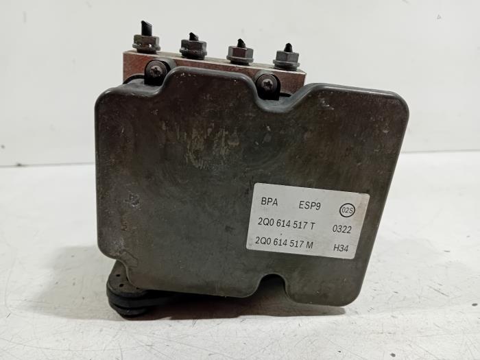 ABS Pomp van een Volkswagen Polo 2018