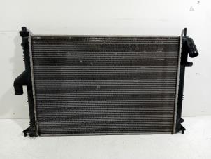 Gebruikte Radiateur Dacia Sandero Prijs € 90,00 Margeregeling aangeboden door Van der Ven Autorecycling B.V.