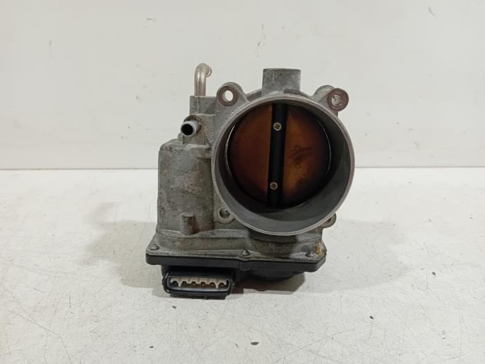 Gebruikte Gasklephuis Lexus GS 400 Prijs € 80,00 Margeregeling aangeboden door Van der Ven Autorecycling B.V.