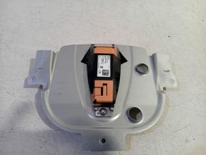 Gebruikte GPS Antenne BMW IX Prijs € 40,00 Margeregeling aangeboden door Van der Ven Autorecycling B.V.