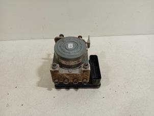 Gebruikte ABS Pomp Mercedes C-Klasse Prijs € 170,00 Margeregeling aangeboden door Van der Ven Autorecycling B.V.