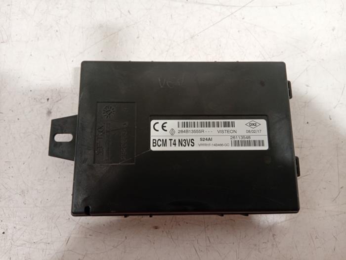 Gebruikte Module Bodycontrol Renault Captur Prijs € 145,00 Margeregeling aangeboden door Van der Ven Autorecycling B.V.