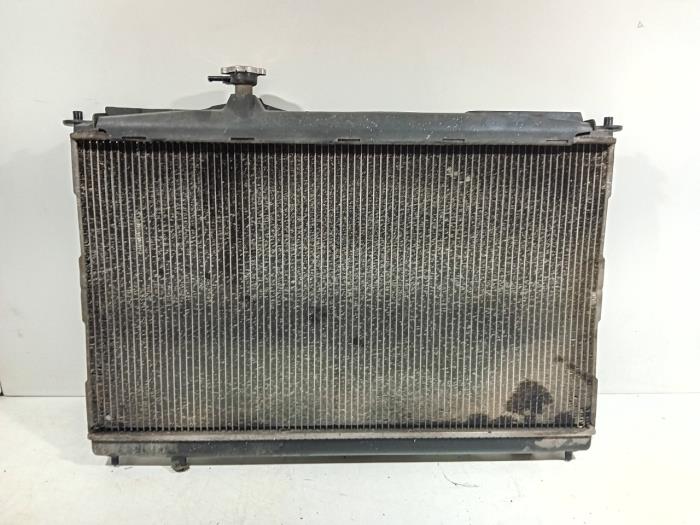 Gebruikte Radiateur Hyundai Santafe Prijs € 80,00 Margeregeling aangeboden door Van der Ven Autorecycling B.V.