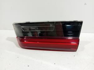 Gebruikte Achterlicht rechts BMW 3-Serie Prijs € 120,00 Margeregeling aangeboden door Van der Ven Autorecycling B.V.
