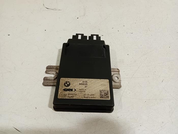 Gebruikte Computer Diversen BMW 3-Serie Prijs € 105,00 Margeregeling aangeboden door Van der Ven Autorecycling B.V.