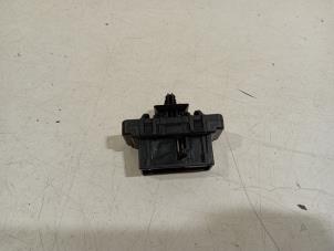 Gebruikte Computer Diversen Mini ONE Prijs € 15,00 Margeregeling aangeboden door Van der Ven Autorecycling B.V.