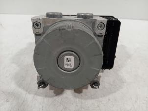 Gebruikte ABS Pomp Ford Fiesta Prijs € 245,00 Margeregeling aangeboden door Van der Ven Autorecycling B.V.