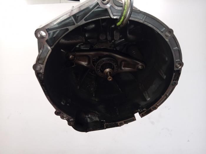 Gebruikte Versnellingsbak BMW 1-Serie Prijs € 199,99 Margeregeling aangeboden door Van der Ven Autorecycling B.V.
