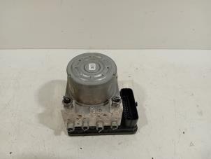 Gebruikte ABS Pomp Landrover Evoque Prijs € 265,00 Margeregeling aangeboden door Van der Ven Autorecycling B.V.