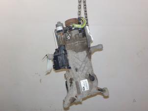 Gebruikte Achteras + Cardan Landrover Evoque Prijs € 378,00 Margeregeling aangeboden door Van der Ven Autorecycling B.V.