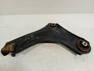 Gebruikte Draagarm rechts-voor Renault Grand Scenic Prijs € 25,00 Margeregeling aangeboden door Van der Ven Autorecycling B.V.