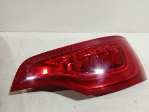Gebruikte Achterlicht rechts Audi Q7 Prijs € 219,00 Margeregeling aangeboden door Van der Ven Autorecycling B.V.