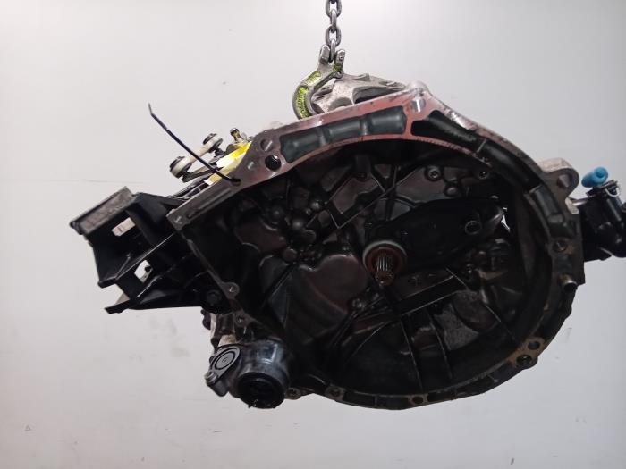 Gebruikte Versnellingsbak Opel Crossland X Prijs € 274,99 Margeregeling aangeboden door Van der Ven Autorecycling B.V.