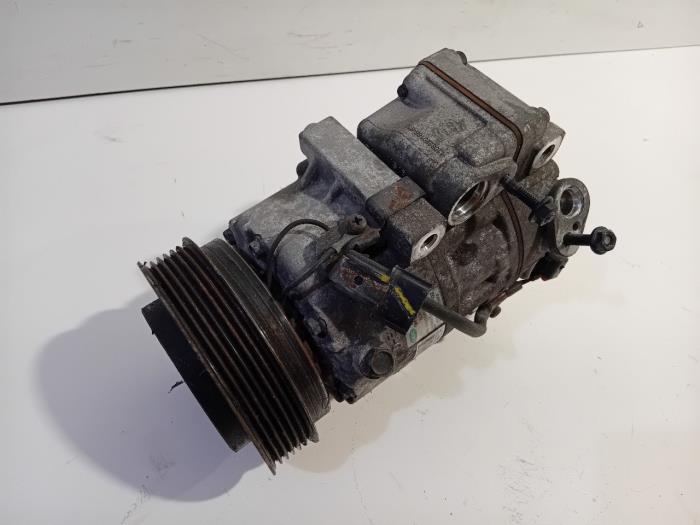 Gebruikte Aircopomp Hyundai IX35 Prijs € 165,00 Margeregeling aangeboden door Van der Ven Autorecycling B.V.