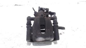 Gebruikte Remklauw (Tang) rechts-achter Peugeot Bipper Prijs € 21,00 Margeregeling aangeboden door Van der Ven Autorecycling B.V.