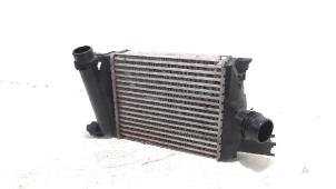 Intercooler van een Nissan X-Trail 2001