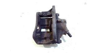 Gebruikte Remklauw (Tang) rechts-voor Peugeot 306 Prijs € 25,00 Margeregeling aangeboden door Van der Ven Autorecycling B.V.