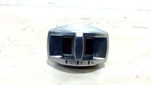 Gebruikte Handrem schakelaar Alfa Romeo Giulietta Prijs € 30,00 Margeregeling aangeboden door Van der Ven Autorecycling B.V.