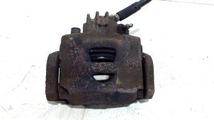 Gebruikte Remklauw (Tang) links-voor Peugeot 5008 Prijs € 15,00 Margeregeling aangeboden door Van der Ven Autorecycling B.V.