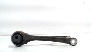 Gebruikte Draagarm links-achter Mercedes A-Klasse Prijs € 24,00 Margeregeling aangeboden door Van der Ven Autorecycling B.V.