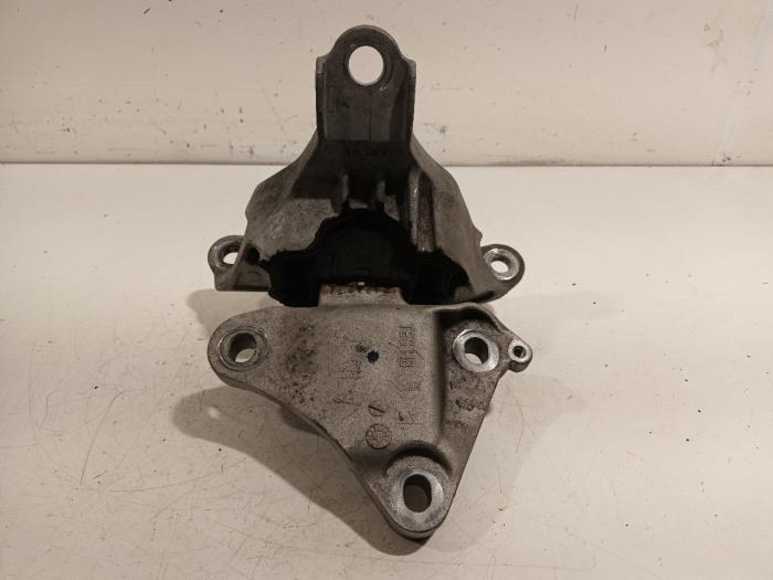 Gebruikte Motorrubber Honda Civic Prijs € 85,00 Margeregeling aangeboden door Van der Ven Autorecycling B.V.