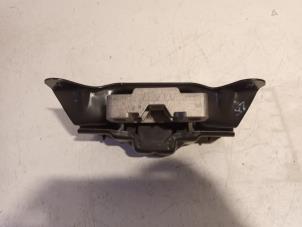 Gebruikte Motorrubber Skoda Superb Prijs € 30,00 Margeregeling aangeboden door Van der Ven Autorecycling B.V.