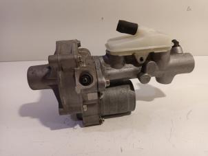 Gebruikte Hoofdremcilinder Honda Jazz Prijs € 130,00 Margeregeling aangeboden door Van der Ven Autorecycling B.V.