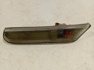 Gebruikte Pinker links Porsche 911 Prijs € 55,00 Margeregeling aangeboden door Van der Ven Autorecycling B.V.