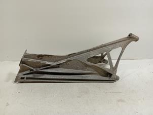 Gebruikte Motorrubber BMW I3 Prijs € 35,00 Margeregeling aangeboden door Van der Ven Autorecycling B.V.