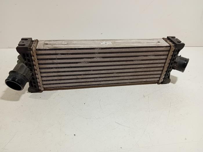 Gebruikte Intercooler Ford Transit Prijs € 60,00 Margeregeling aangeboden door Van der Ven Autorecycling B.V.