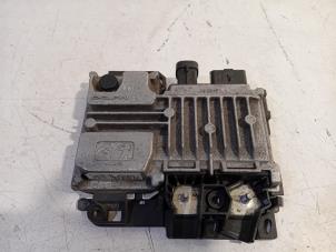 Gebruikte Start/Stop computer Citroen C4 Cactus Prijs € 60,00 Margeregeling aangeboden door Van der Ven Autorecycling B.V.