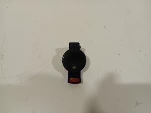 Gebruikte Sensor regen Mercedes Vito Prijs € 50,00 Margeregeling aangeboden door Van der Ven Autorecycling B.V.