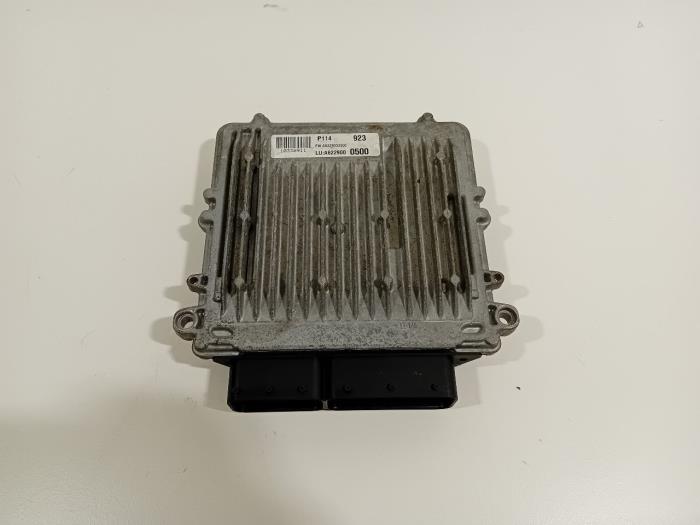 Gebruikte Computer Motormanagement Mercedes Vito Prijs € 483,00 Margeregeling aangeboden door Van der Ven Autorecycling B.V.