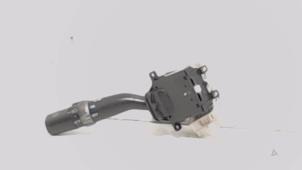 Gebruikte Pinker Schakelaar Lexus IS Prijs € 15,00 Margeregeling aangeboden door Van der Ven Autorecycling B.V.