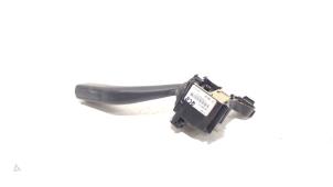 Gebruikte Knipperlicht Schakelaar Volkswagen Caddy Prijs € 15,00 Margeregeling aangeboden door Van der Ven Autorecycling B.V.