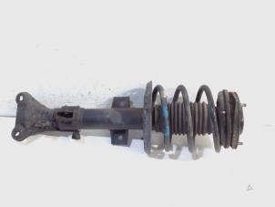 Gebruikte Mac Phersonpoot rechts-voor Mercedes SLK Prijs € 87,00 Margeregeling aangeboden door Van der Ven Autorecycling B.V.