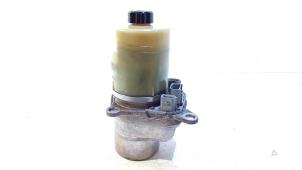 Gebruikte Servo Elektrisch Ford C-Max Prijs € 51,00 Margeregeling aangeboden door Van der Ven Autorecycling B.V.