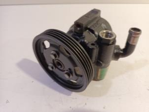 Gebruikte Pomp Servo Dacia Sandero Prijs € 45,00 Margeregeling aangeboden door Van der Ven Autorecycling B.V.