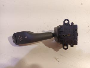 Gebruikte Pinker Schakelaar BMW Z4 Prijs € 20,00 Margeregeling aangeboden door Van der Ven Autorecycling B.V.