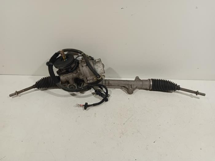 Gebruikte Pomp Servo Peugeot 208 Prijs € 160,00 Margeregeling aangeboden door Van der Ven Autorecycling B.V.