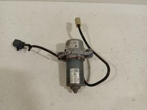 Gebruikte Vacuumpomp (Benzine) Renault Kangoo Prijs € 120,00 Margeregeling aangeboden door Van der Ven Autorecycling B.V.