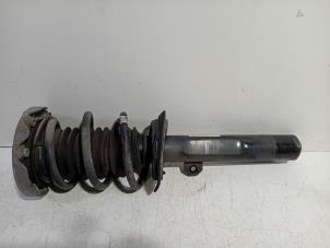 Gebruikte Mac Phersonpoot rechts-voor Mini ONE Prijs € 75,00 Margeregeling aangeboden door Van der Ven Autorecycling B.V.