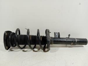 Gebruikte Schokdemperpoot links-voor Polestar 2 Prijs € 193,00 Margeregeling aangeboden door Van der Ven Autorecycling B.V.