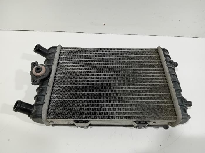 Gebruikte Radiateur Volkswagen Touareg Prijs € 133,00 Margeregeling aangeboden door Van der Ven Autorecycling B.V.