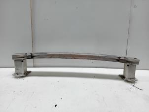 Gebruikte Bumperbalk voor Citroen C3 Picasso Prijs € 25,00 Margeregeling aangeboden door Van der Ven Autorecycling B.V.