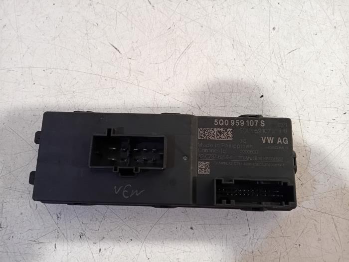 Gebruikte Computer Diversen Audi Q3 Prijs € 85,00 Margeregeling aangeboden door Van der Ven Autorecycling B.V.