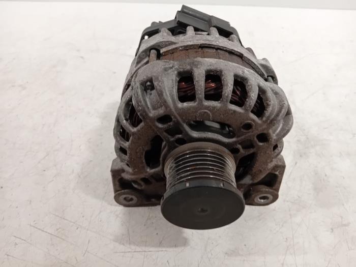Dynamo van een Dacia Sandero 2013